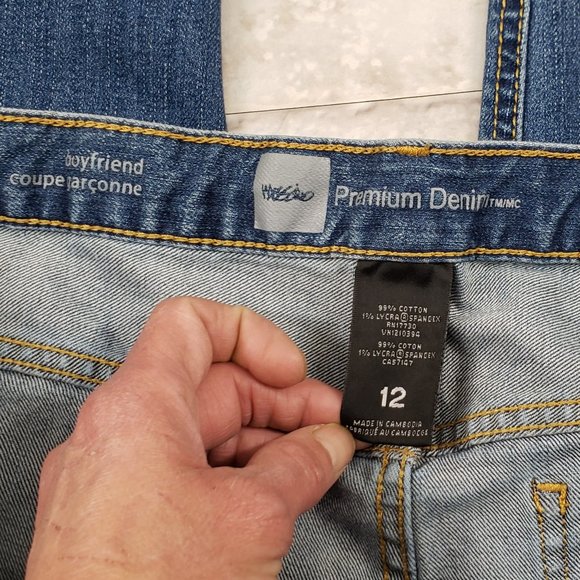 Boyfriend Skinny Jeans Medium Wash Mid Rise Mossimo Womens Sz 12 Tapered Stretch - Picture 3 of 6